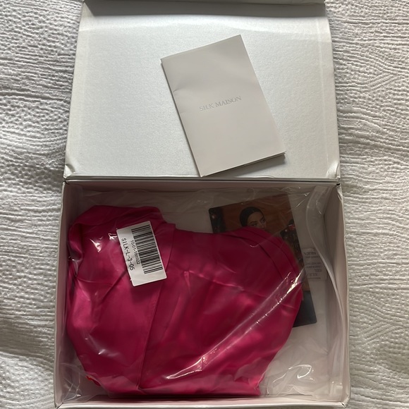 Silk Maison Pink Palace Silk Dress in Hot Pink NWT - Picture 6 of 7